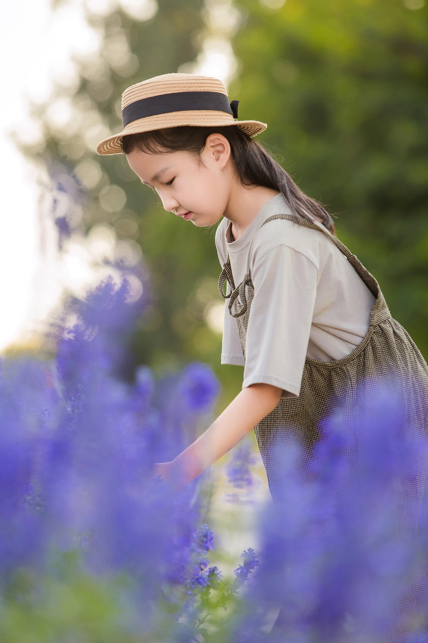 子どもが公園で遊ぶ姿を撮影する際の自然な表情を引き出すコツは？