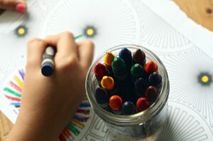 子ども写真の色味をナチュラルに編集する方法は？